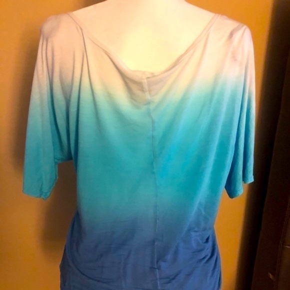 Medium Bebe Ombré turquoise to blue blouse - Picture 6 of 6